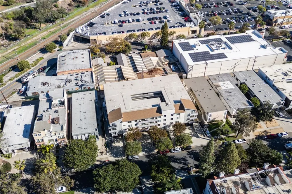 3734 S Canfield Ave #330 Los Angeles, CA 90034