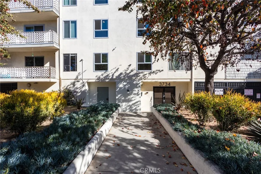 3734 S Canfield Ave #330 Los Angeles, CA 90034