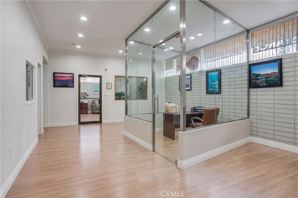 10850 Atlantic Avenue Lynwood, CA 90262