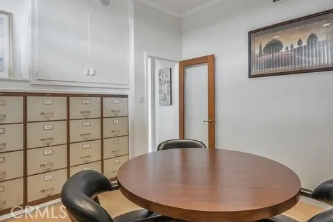 10850 Atlantic Avenue Lynwood, CA 90262