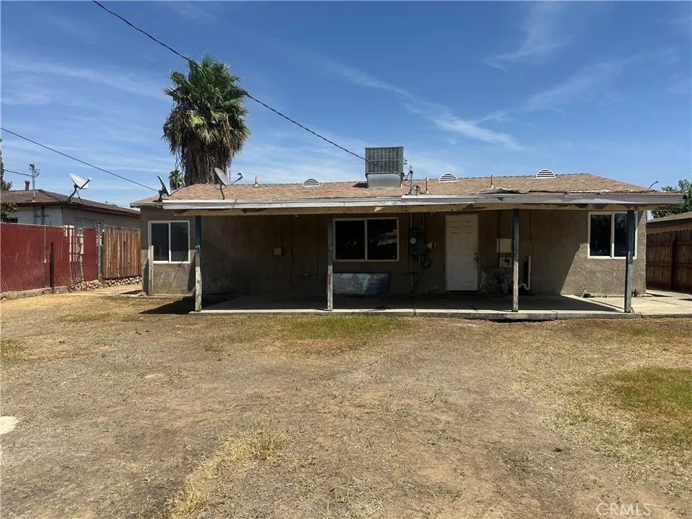 912 Meadows Bakersfield, CA 93306