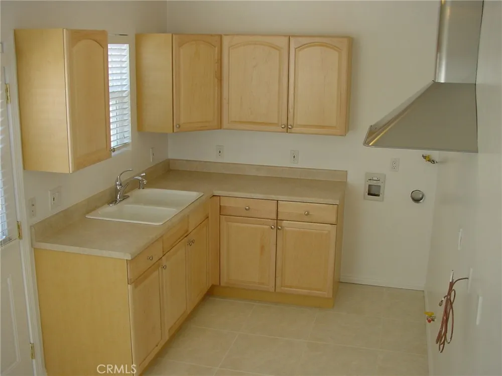 1547 Del Amo Boulevard Torrance, CA 90501