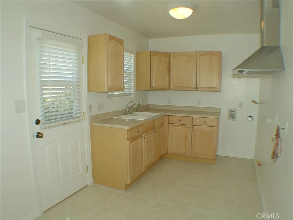 1547 Del Amo Boulevard Torrance, CA 90501