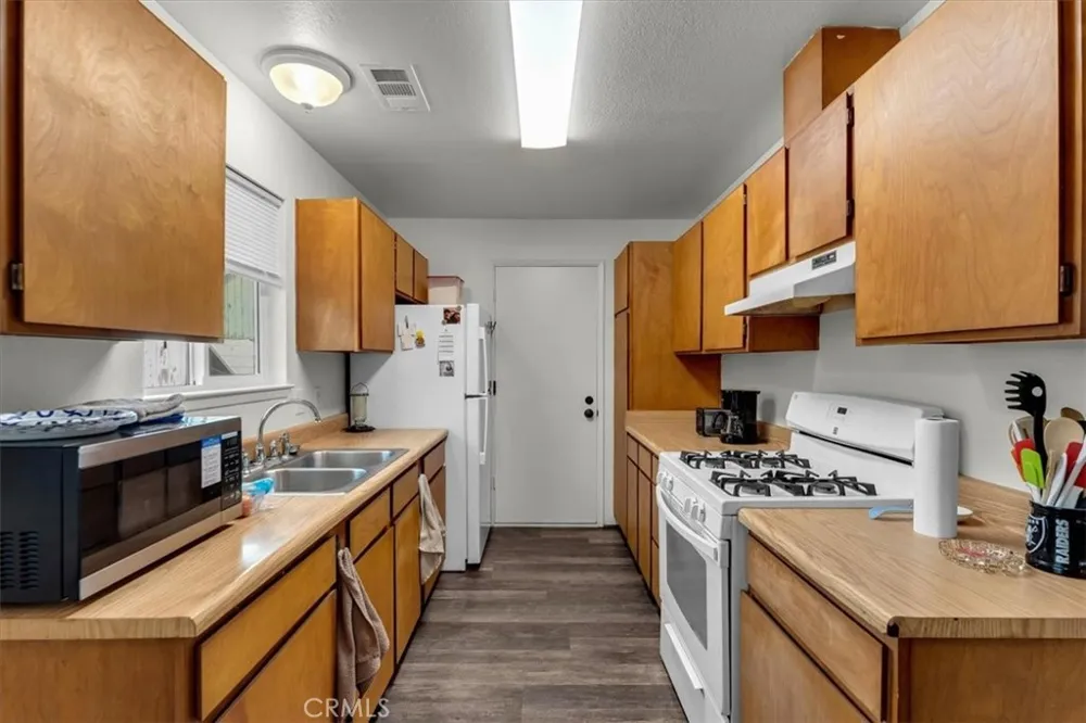 102 Ventura Avenue Gerber, CA 96035