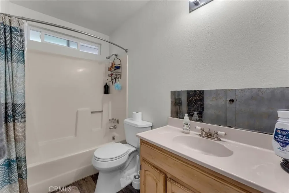 102 Ventura Avenue Gerber, CA 96035