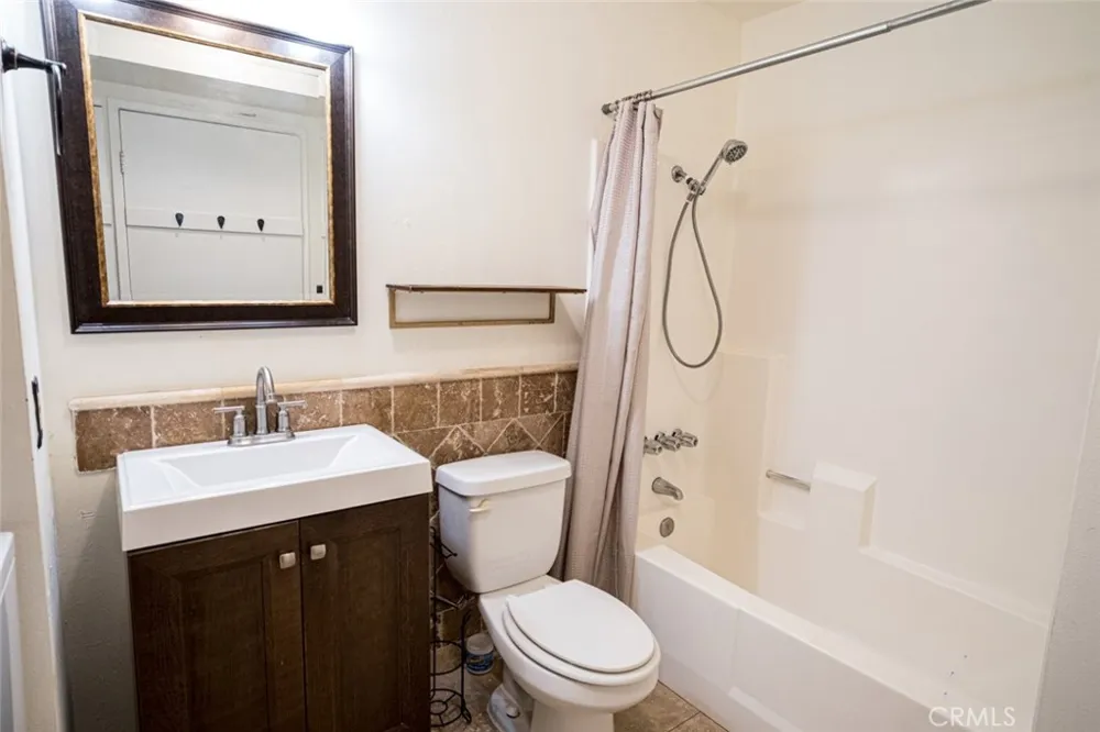 18185 W Sundowner Way #837 Canyon Country, CA 91387