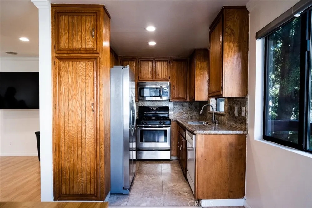 18185 W Sundowner Way #837 Canyon Country, CA 91387