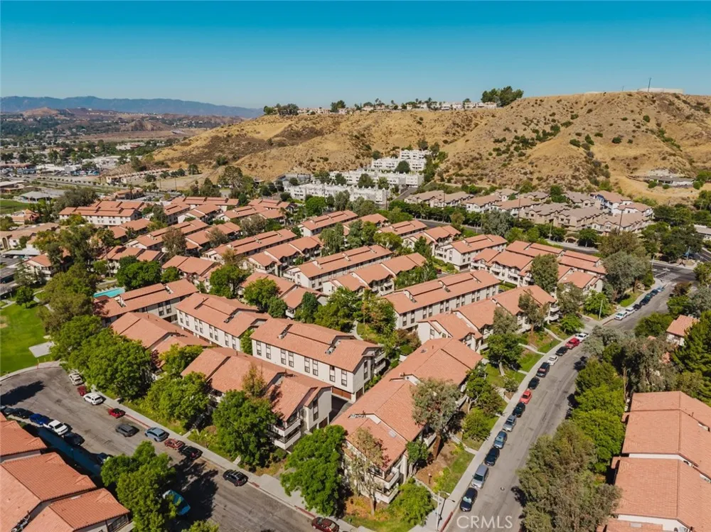 18185 W Sundowner Way #837 Canyon Country, CA 91387