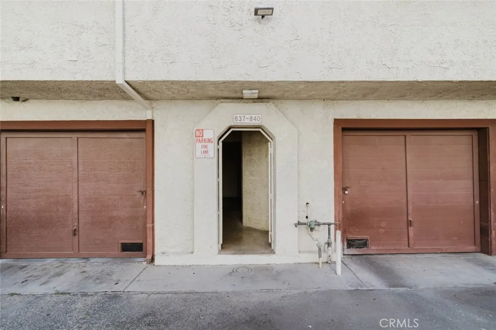 18185 W Sundowner Way #837 Canyon Country, CA 91387