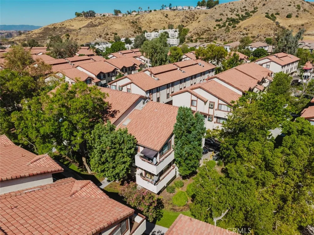 18185 W Sundowner Way #837 Canyon Country, CA 91387