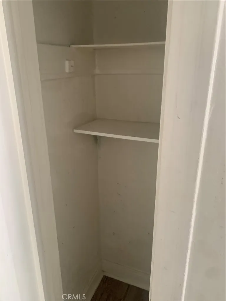 1145 S New Hampshire #3 Los Angeles, CA 90006