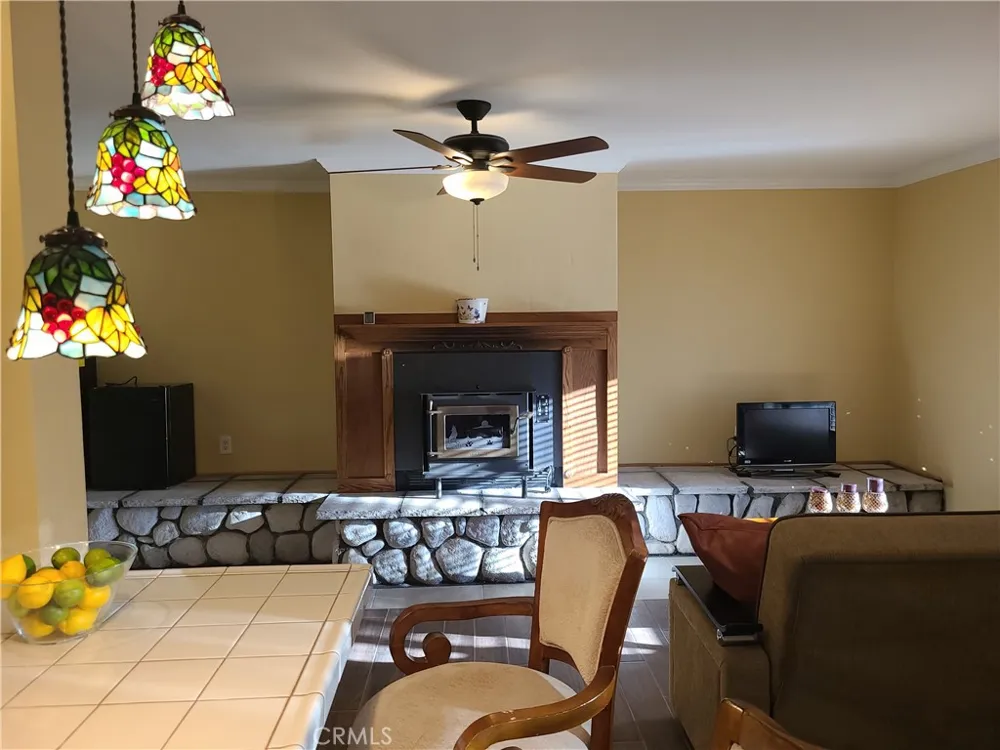 15329 Acacia Way Pine Mountain Club, CA 93222