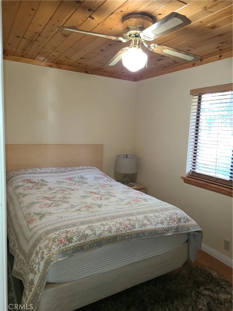 15329 Acacia Way Pine Mountain Club, CA 93222