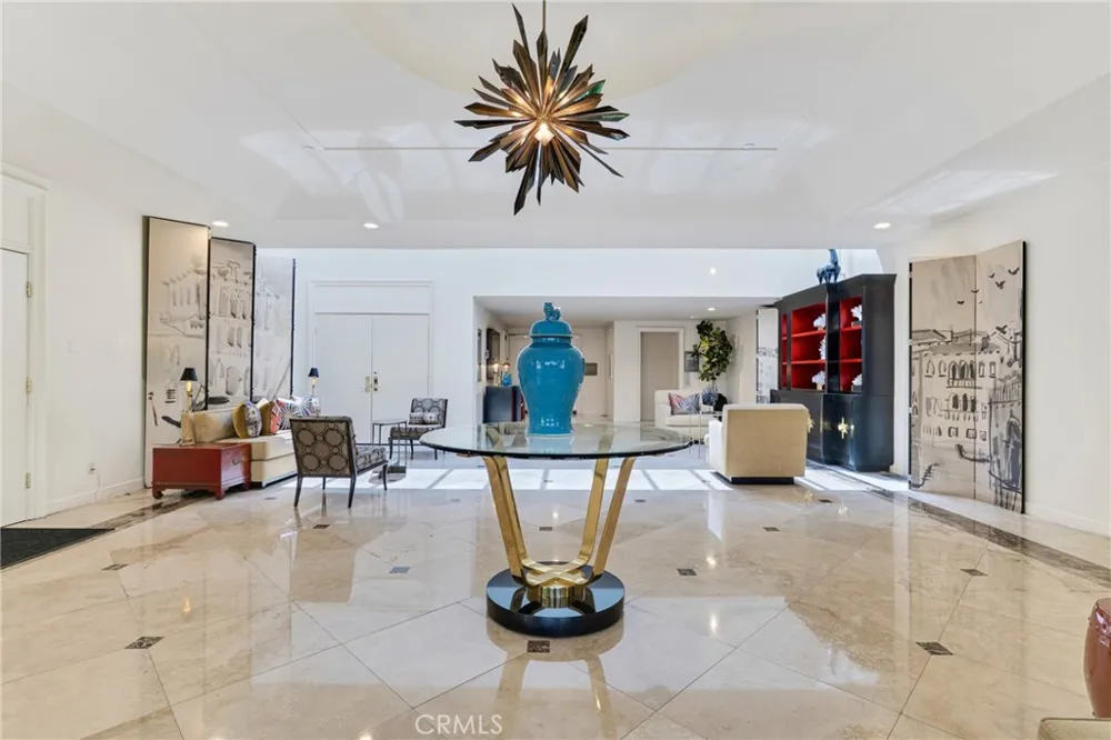 2197 Century Hill Los Angeles, CA 90067