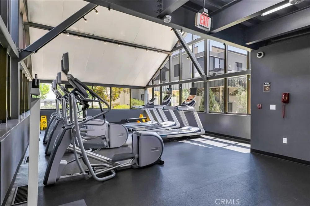 2197 Century Hill Los Angeles, CA 90067