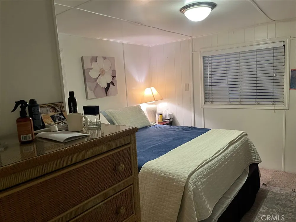 201 E Arrow Highway #70 Glendora, CA 91740