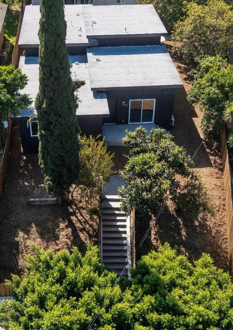2532 Ganahl Los Angeles, CA 90033