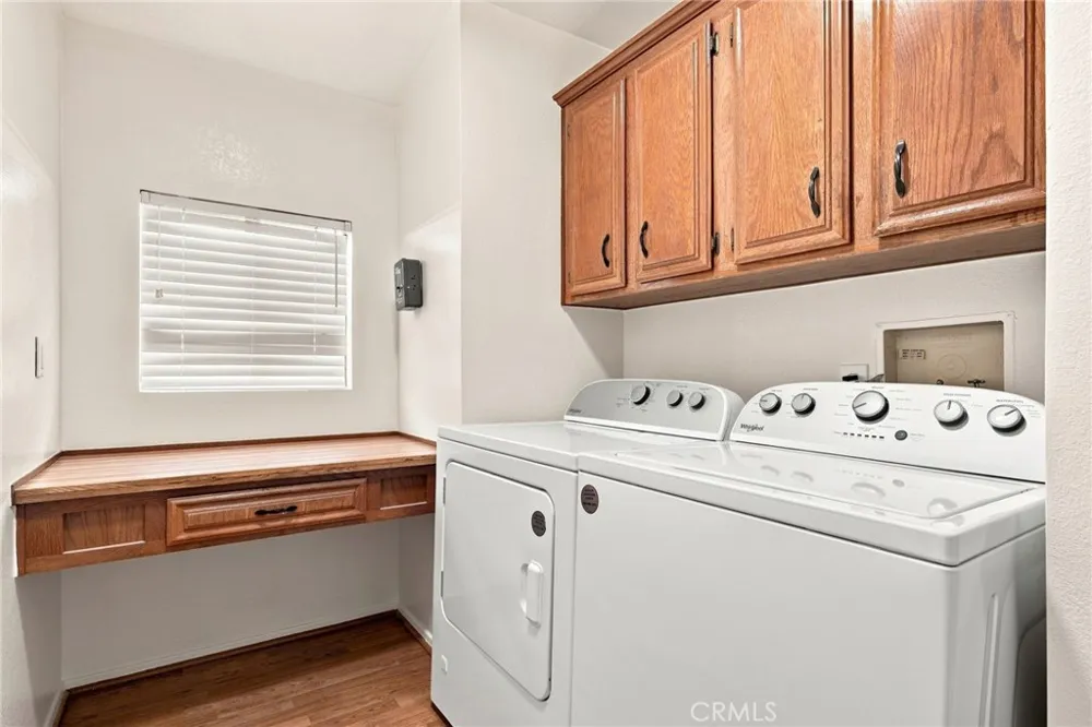 13691 Gavina #625 Sylmar, CA 91342