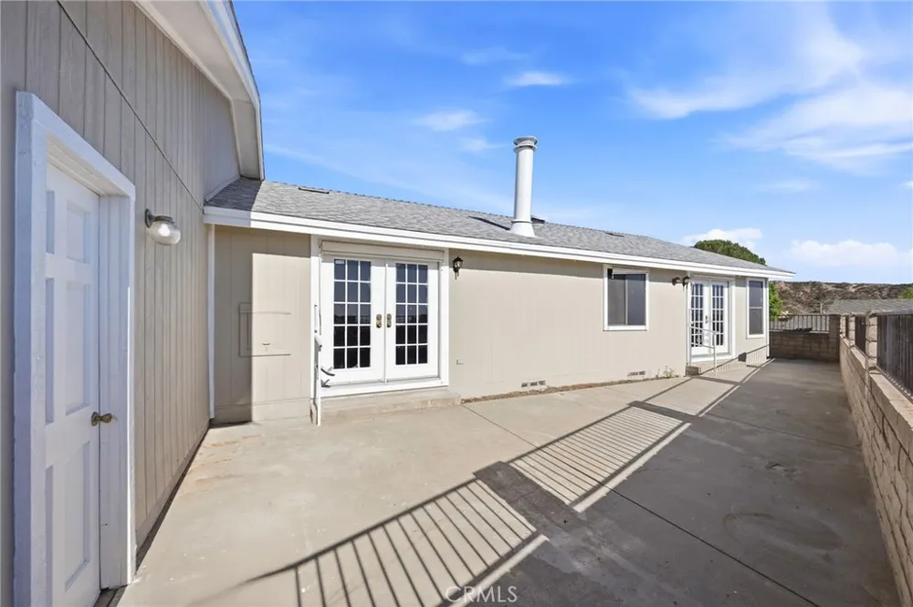 13691 Gavina #625 Sylmar, CA 91342