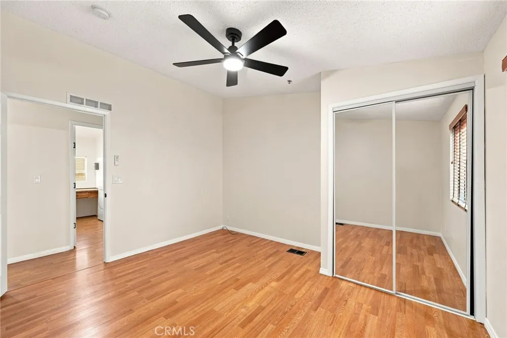 13691 Gavina #625 Sylmar, CA 91342