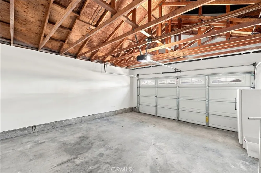 13691 Gavina #625 Sylmar, CA 91342