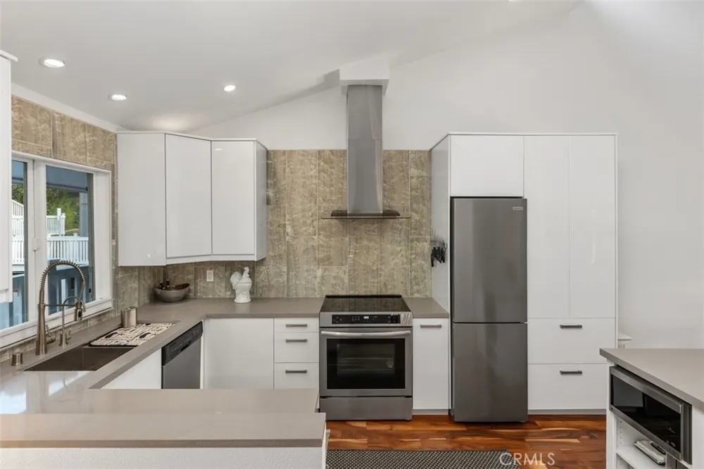 2399 Jefferson #3 Carlsbad, CA 92008