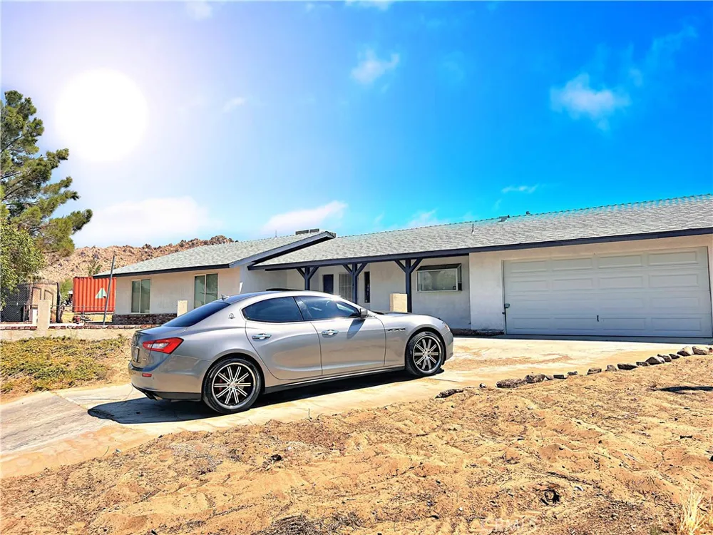 38636 152nd Street E Palmdale, CA 93591
