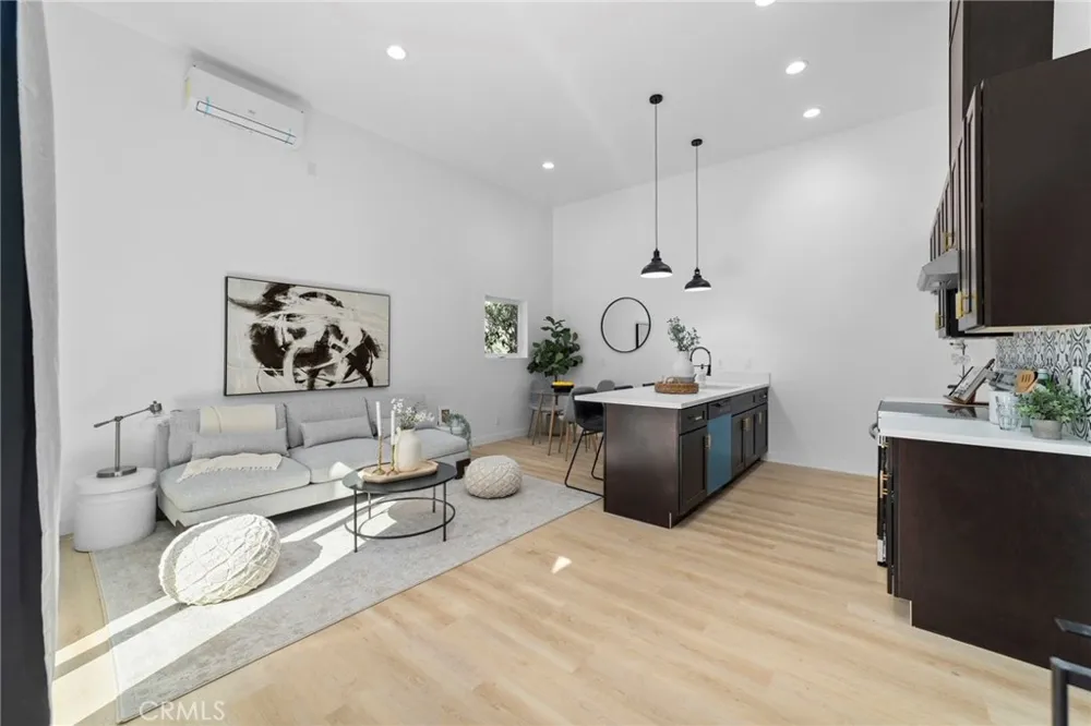 2532 Ganahl Los Angeles, CA 90033