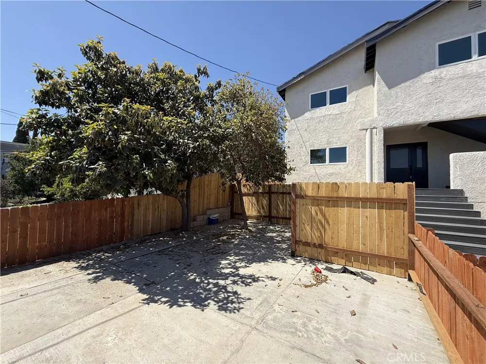 357 Cornwell Los Angeles, CA 90033
