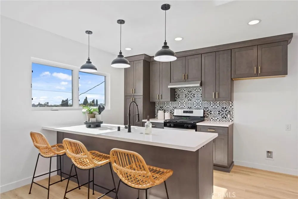 357 Cornwell Los Angeles, CA 90033