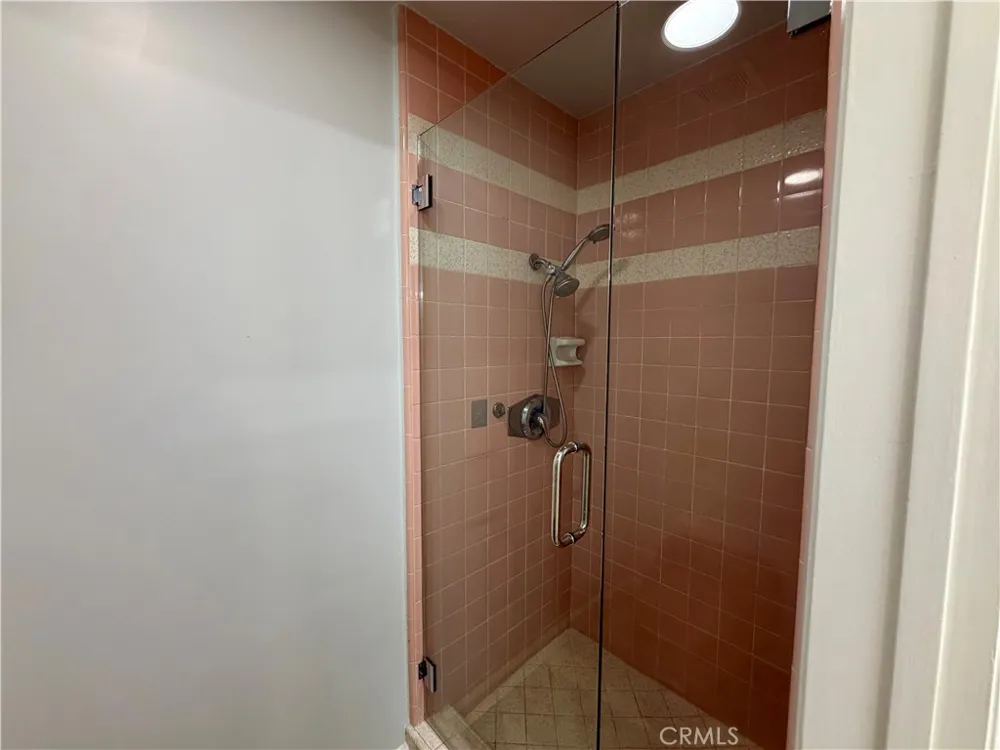 1344 Martel Avenue #302 Los Angeles, CA 90046