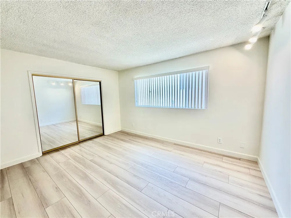 1344 Martel Avenue #302 Los Angeles, CA 90046