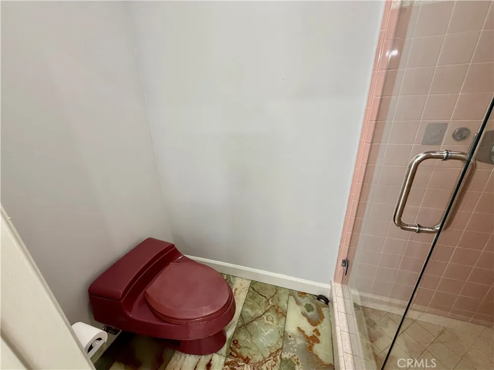1344 Martel Avenue #302 Los Angeles, CA 90046