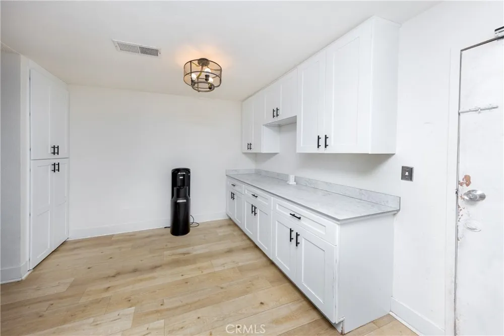 43354 Fanchon Avenue Lancaster, CA 93536
