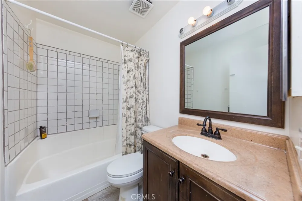 43354 Fanchon Avenue Lancaster, CA 93536