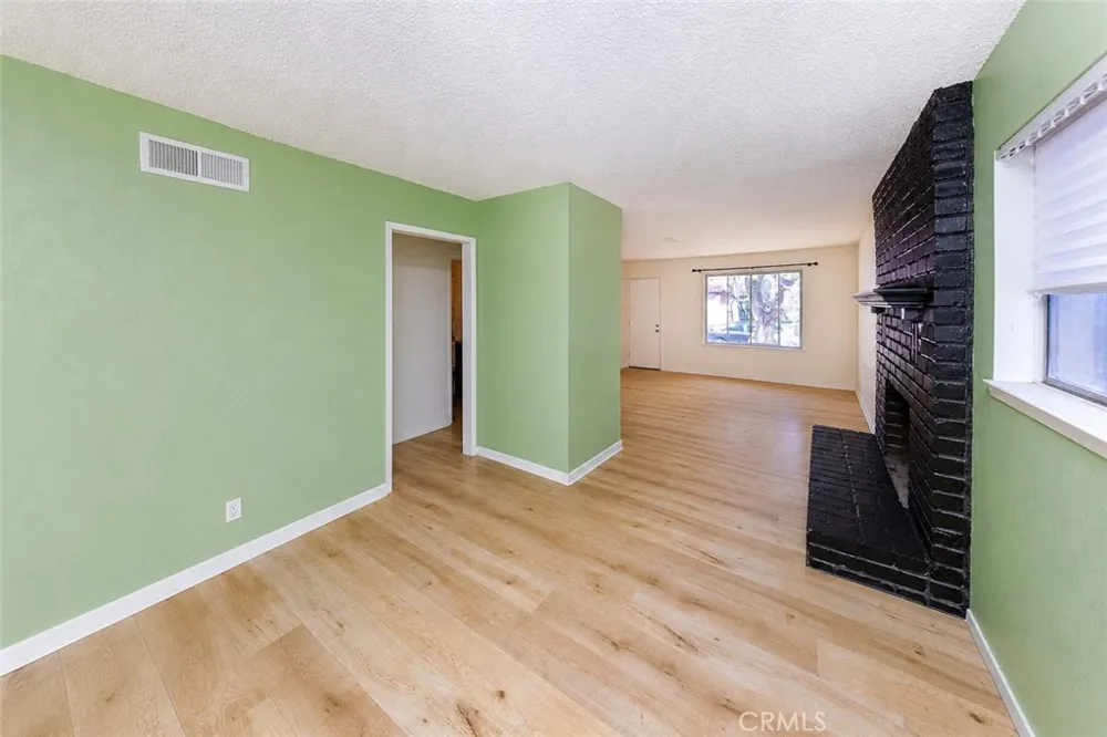 43354 Fanchon Avenue Lancaster, CA 93536