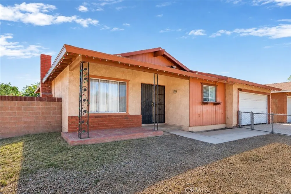 43354 Fanchon Avenue Lancaster, CA 93536