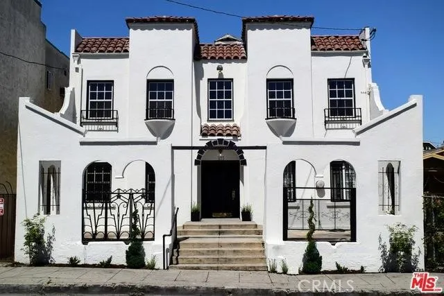 1145 S New Hampshire #5 Los Angeles, CA 90006