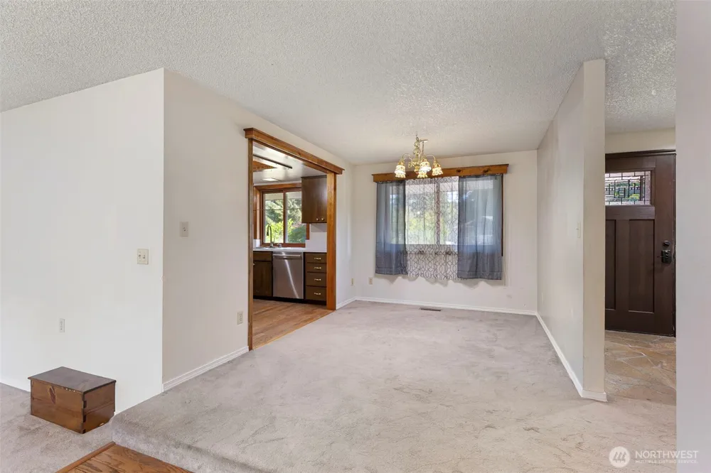 2860 NW North Star Drive Silverdale, WA 98383