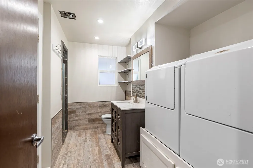 2860 NW North Star Drive Silverdale, WA 98383