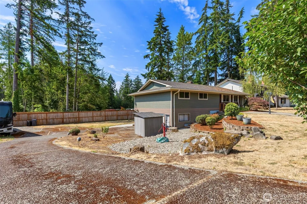2860 NW North Star Drive Silverdale, WA 98383