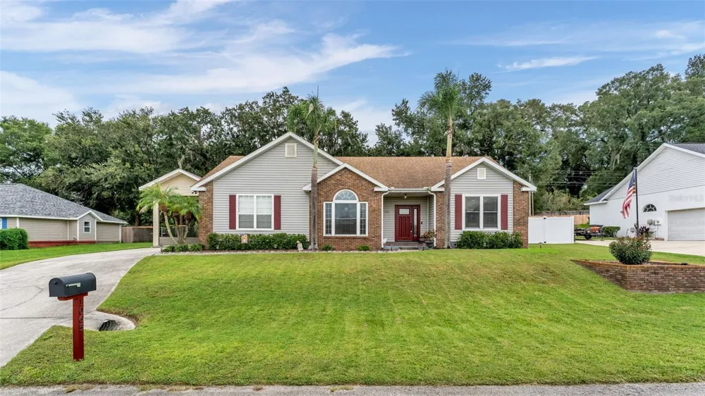 1065 HIDDEN DRIVE Lakeland, FL 33809