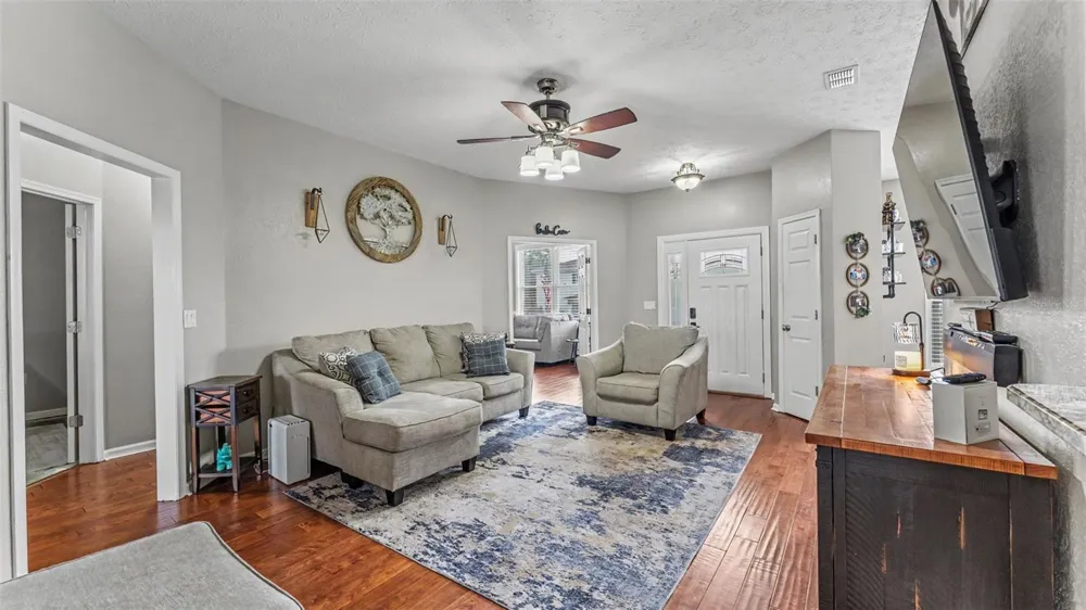 1065 HIDDEN DRIVE Lakeland, FL 33809