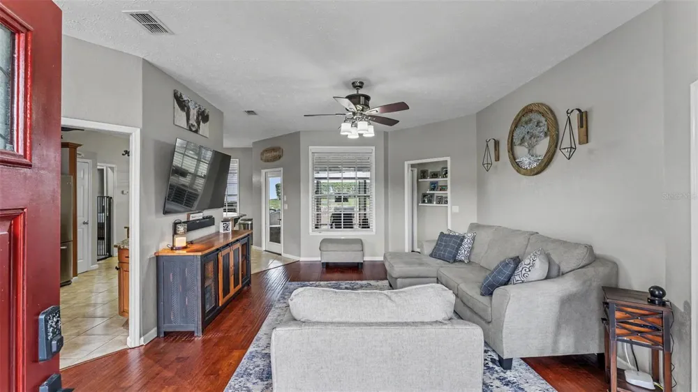 1065 HIDDEN DRIVE Lakeland, FL 33809