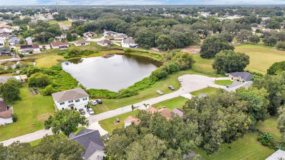 1065 HIDDEN DRIVE Lakeland, FL 33809