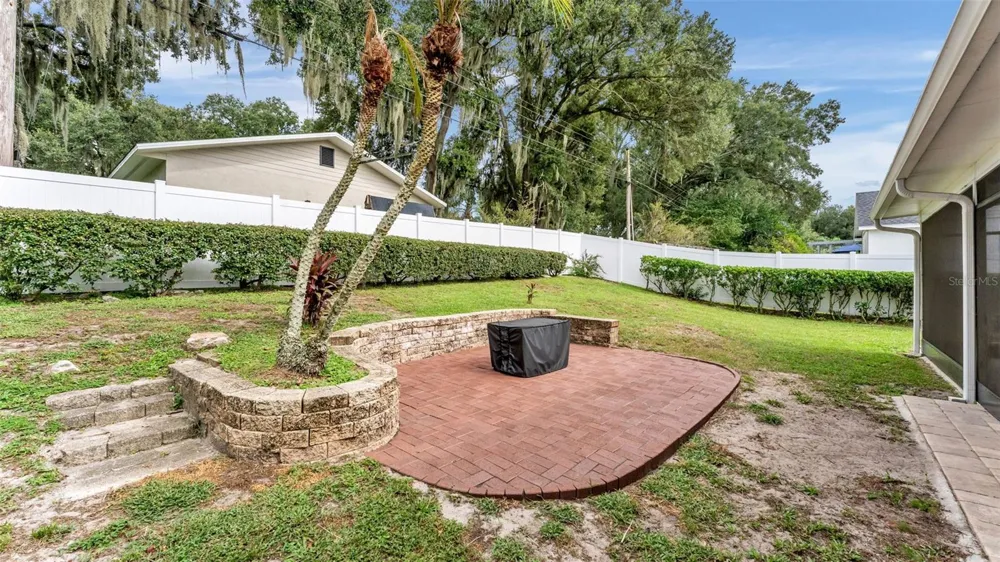 1065 HIDDEN DRIVE Lakeland, FL 33809