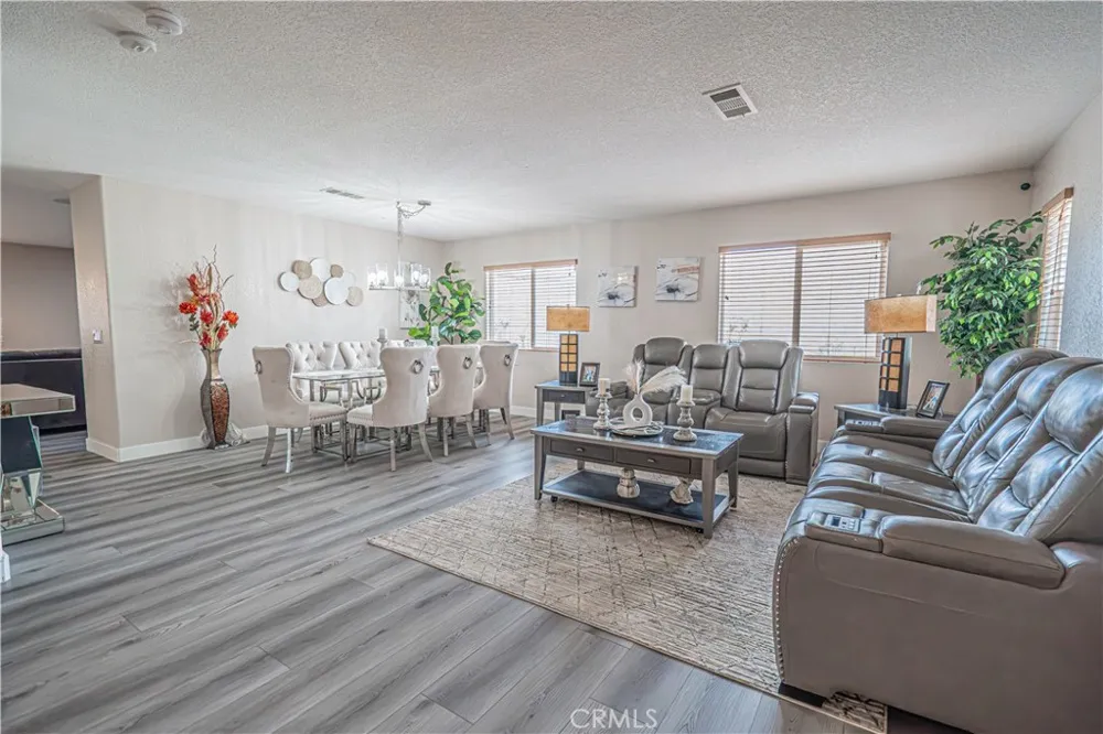 45313 Robinson Drive Lancaster, CA 93535
