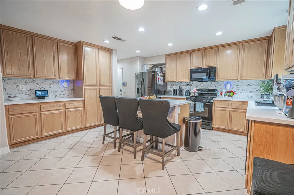 45313 Robinson Drive Lancaster, CA 93535