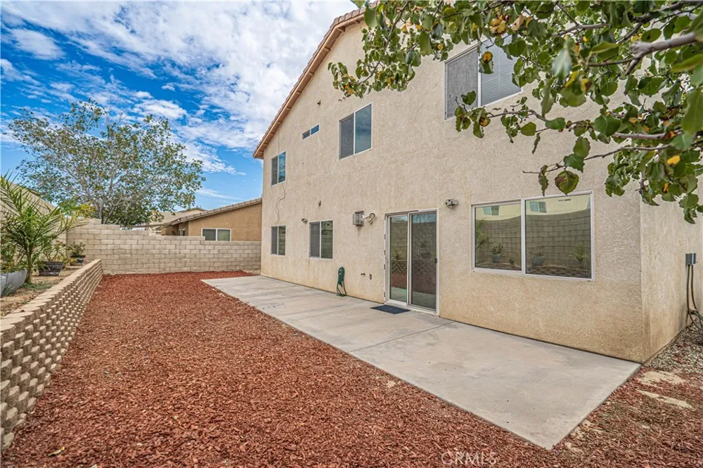 45313 Robinson Drive Lancaster, CA 93535