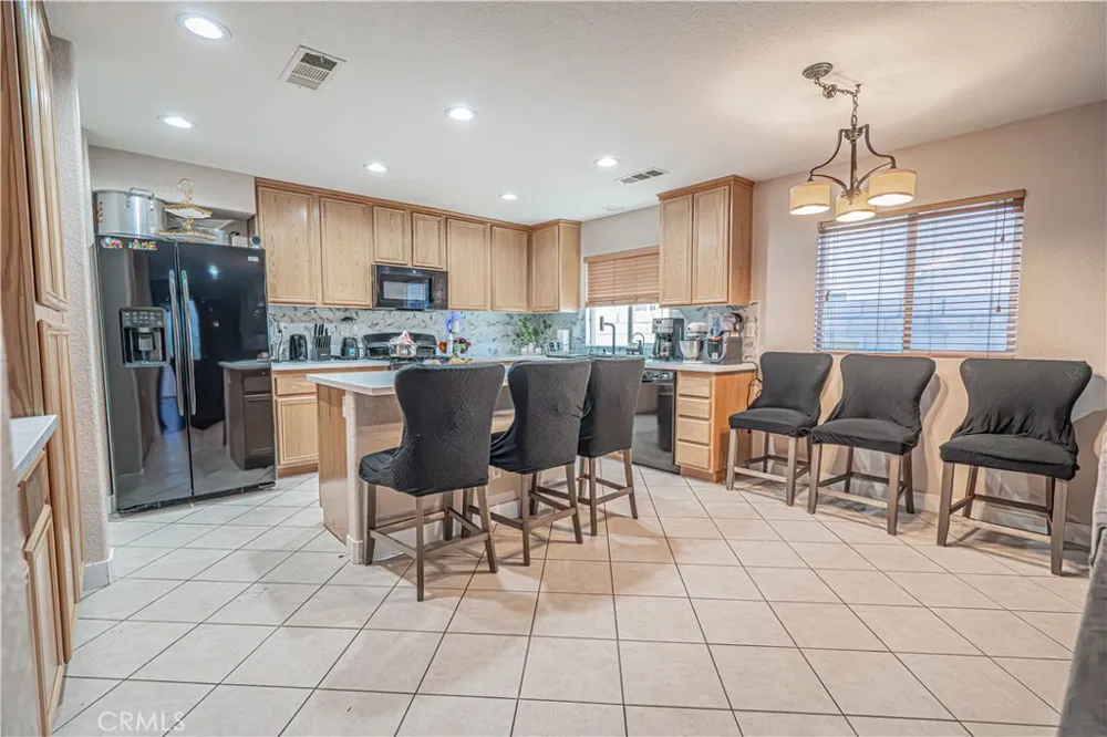 45313 Robinson Drive Lancaster, CA 93535